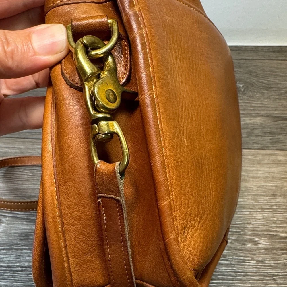 Rare Vintage COACH Brown Leather shoulder Bag
